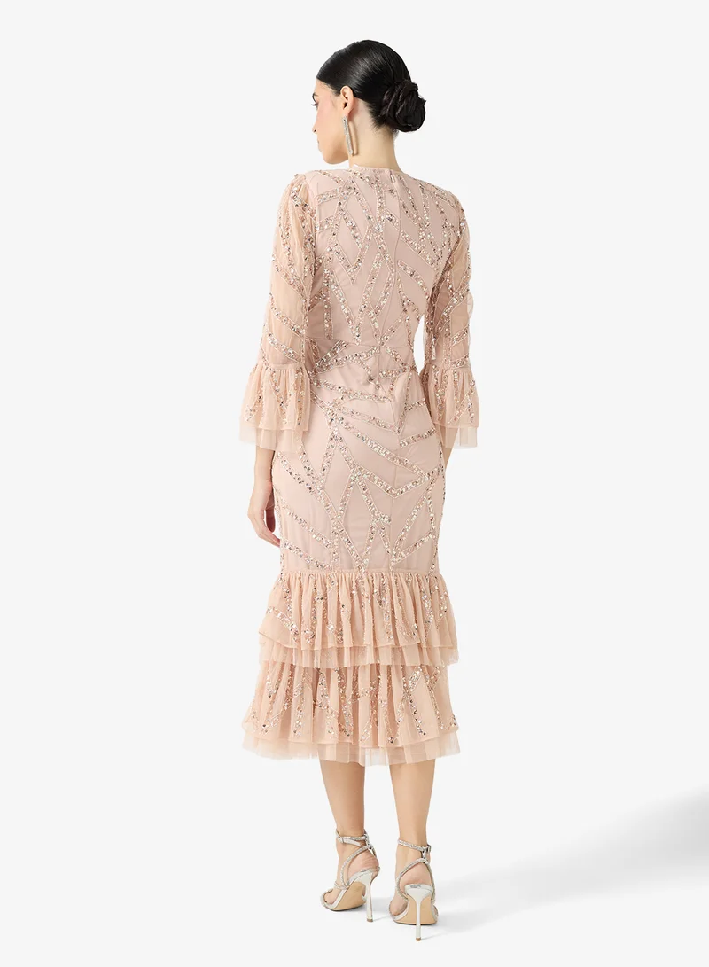 اميليا روز فستان ماكسي أنيق بياقة دائرية